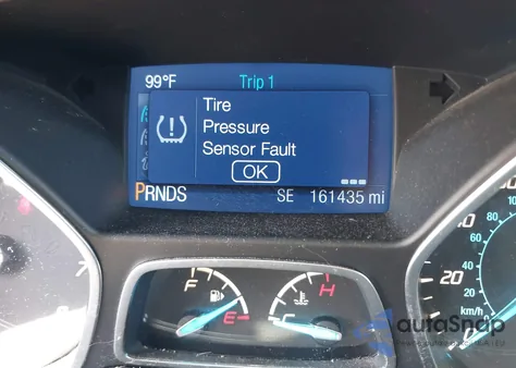 2015 Ford Escape S z USA, uszkodzony, nr VIN 1FMCU0F76FUA48847